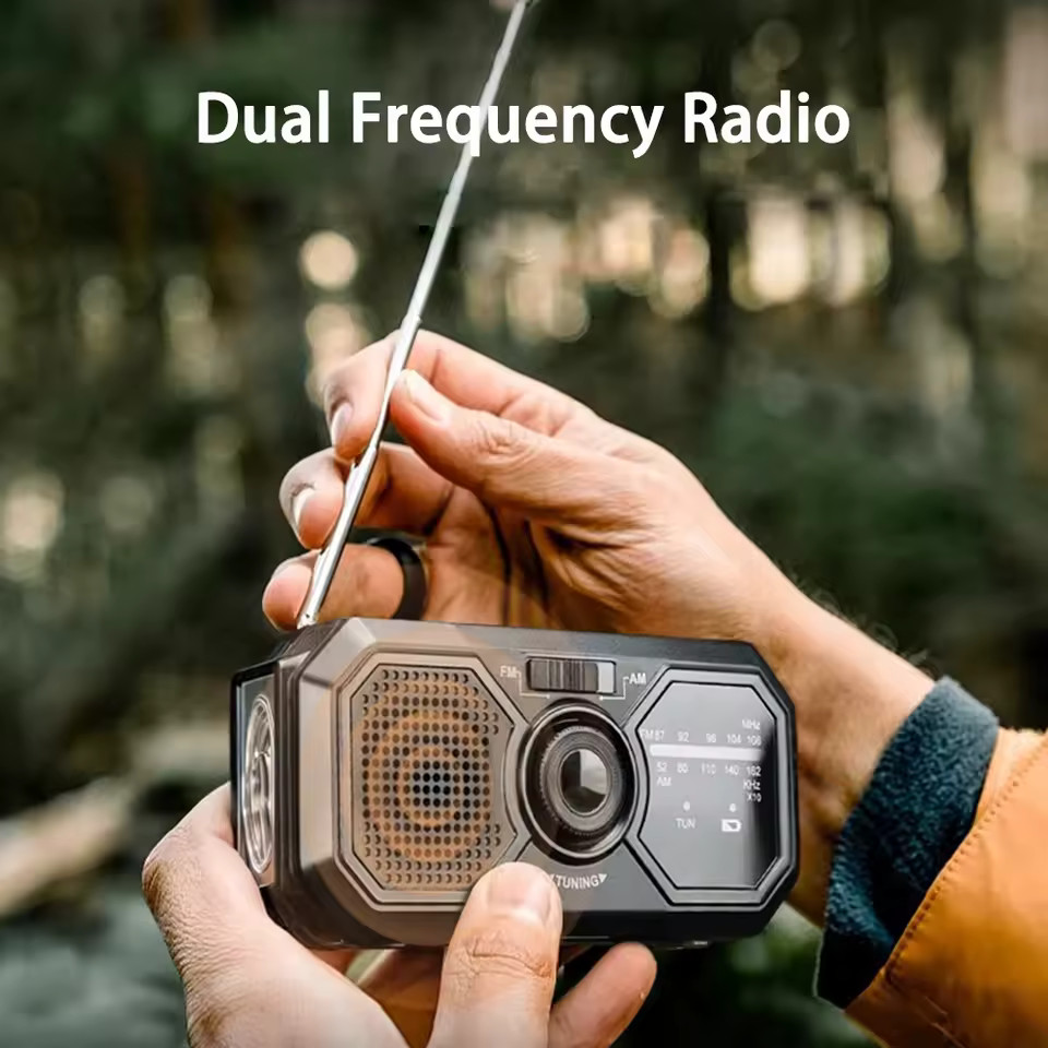 Radio de Emergencia con manivela Solar