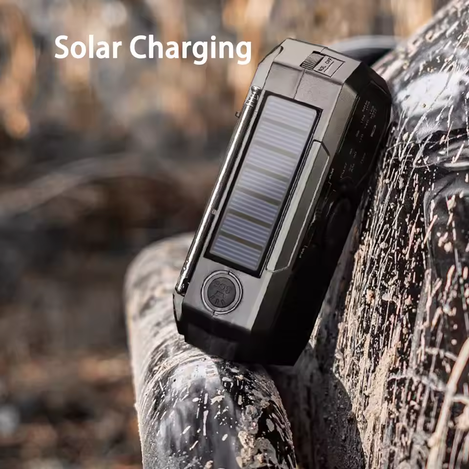 Radio de Emergencia con manivela Solar